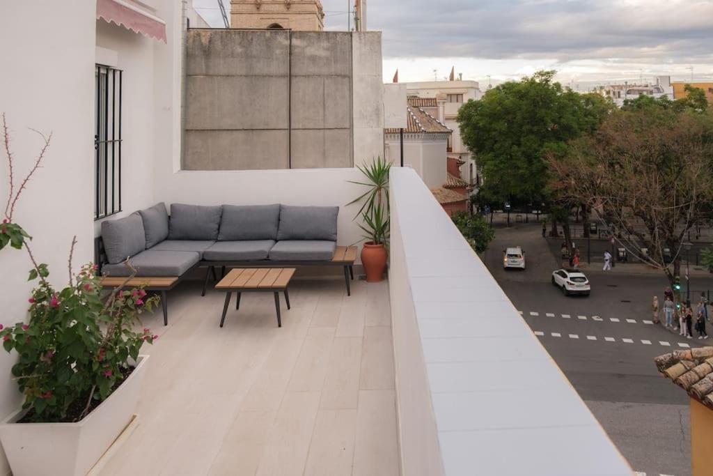 Atico Exclusivo Con Terraza En Santa Catalina Apartment Seville Exterior photo